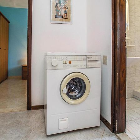2 Bedroom Beautiful Apartment In サヴドリア エクステリア 写真