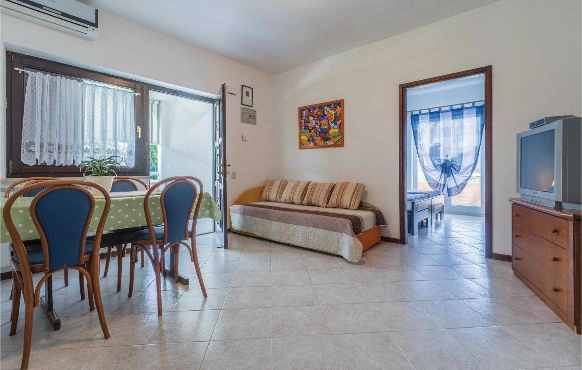 2 Bedroom Beautiful Apartment In サヴドリア エクステリア 写真